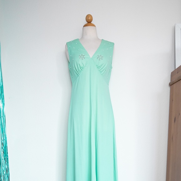 60’s Vintage Seafoam Green Gown - Picture 15 of 15